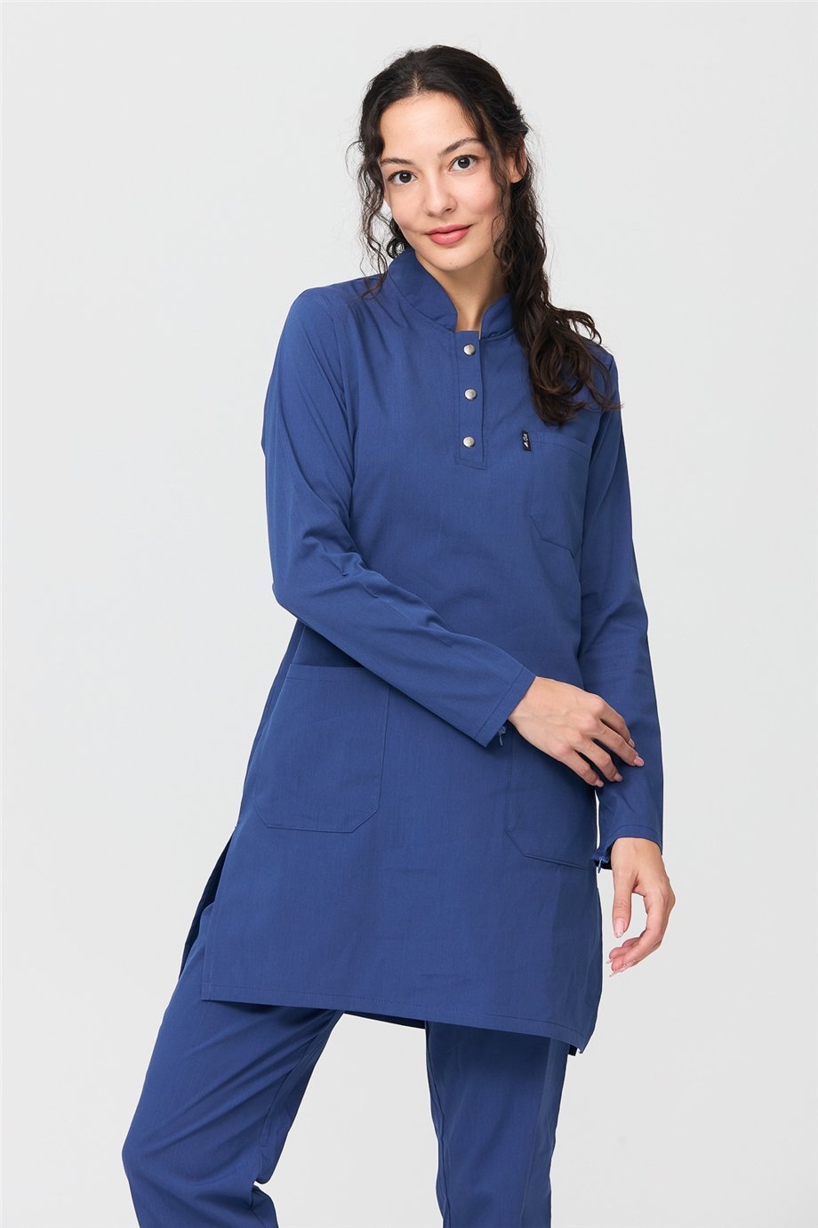 UltraLycra Modest - Likralı Doktor Hemşire Tesettür Forma Takımı Scrubs Üniforma Cerrahi Takım, Fırtına Mavi