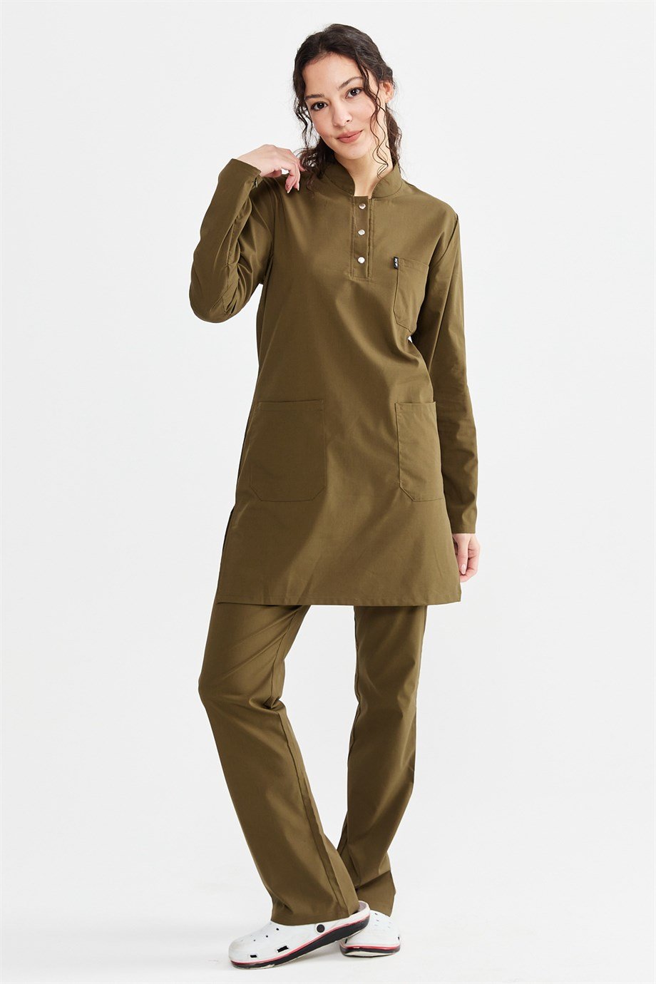 UltraLycra Modest - Likralı Doktor Hemşire Tesettür Forma Takımı Scrubs Üniforma Cerrahi Takım, Haki