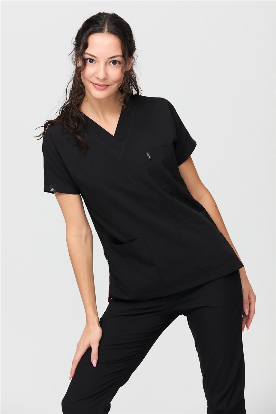 UltraLycra Spaniard - Likralı Doktor Hemşire Forma Takımı Scrubs Üniforma Cerrahi Takım (KADIN), Siyah