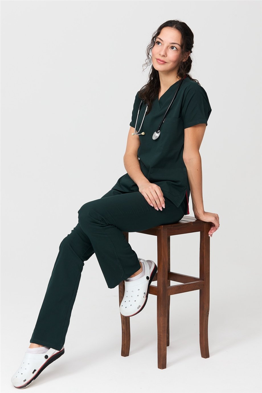 UltraLycra Spaniard - Likralı Doktor Hemşire Forma Takımı Scrubs Üniforma Cerrahi Takım (KADIN), Koyu Yeşil