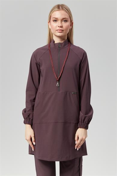 Extreme Cool Modest - Premium Çift Yön Likralı Doktor Hemşire Tek Üst Forma (KADIN), Mürdüm