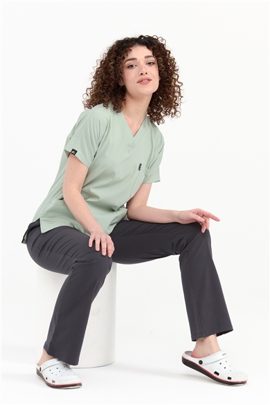 UltraLycra Harmony/Spaniard - Likralı Doktor Hemşire Forma Takımı Scrubs Üniforma Cerrahi Takım (KADIN), Su Yeşili/Antrasit