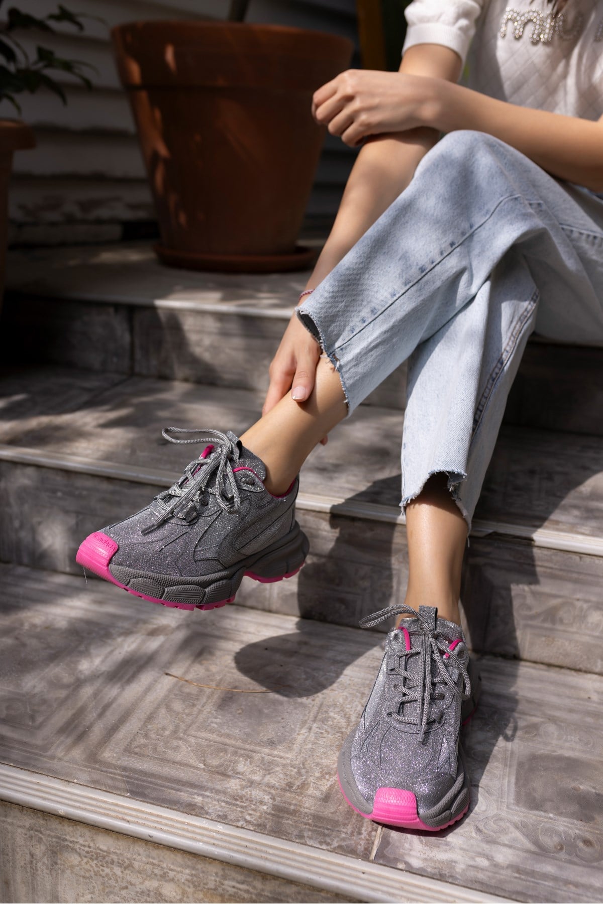GENT KADİN GUMUS SİMLİ FUSYA DETAYLİ SNEAKER