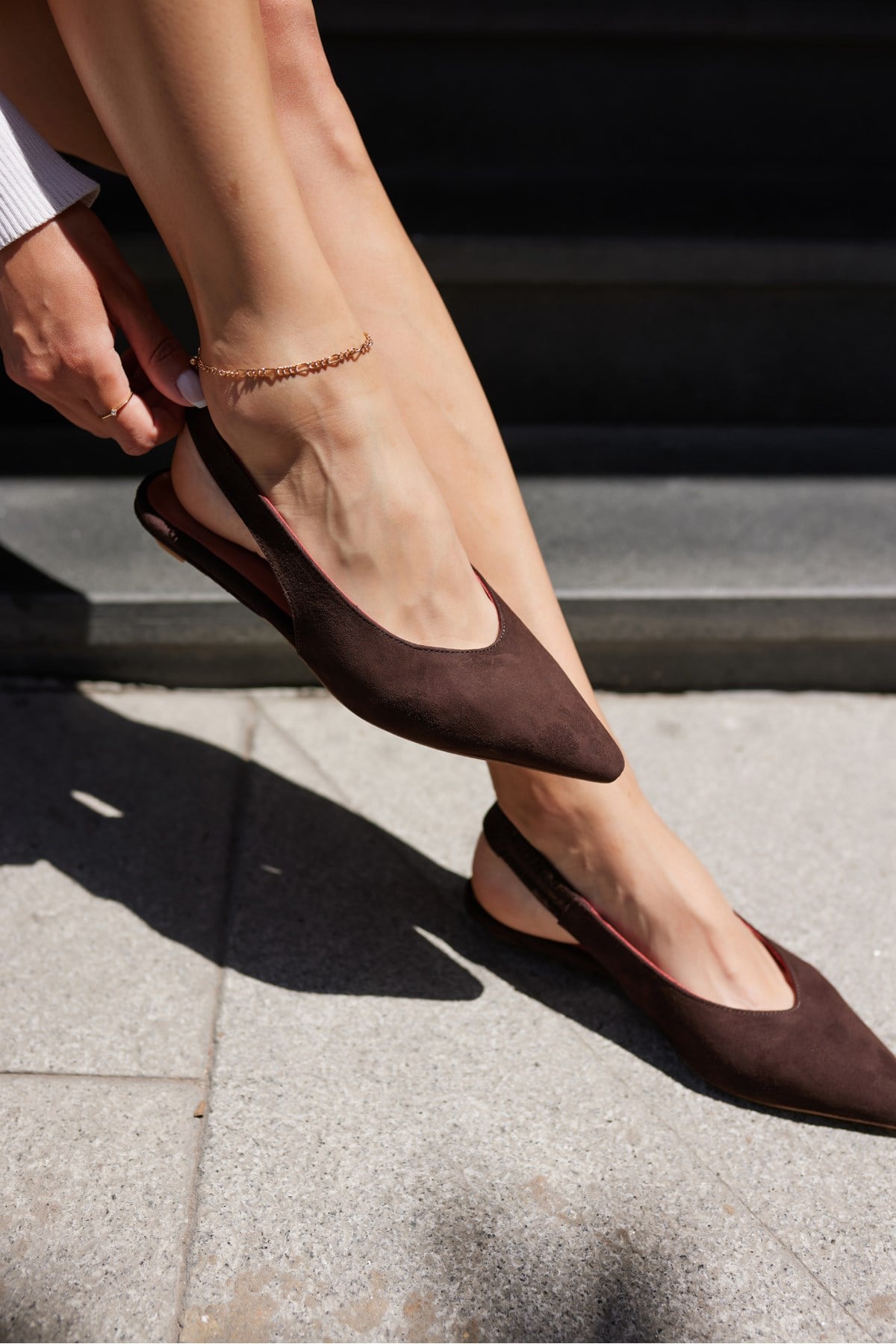 VERA KADIN KAHVE GERCEK DERİ SUET MİNİ TOPUKLU SLINGBACK AYAKKABİ