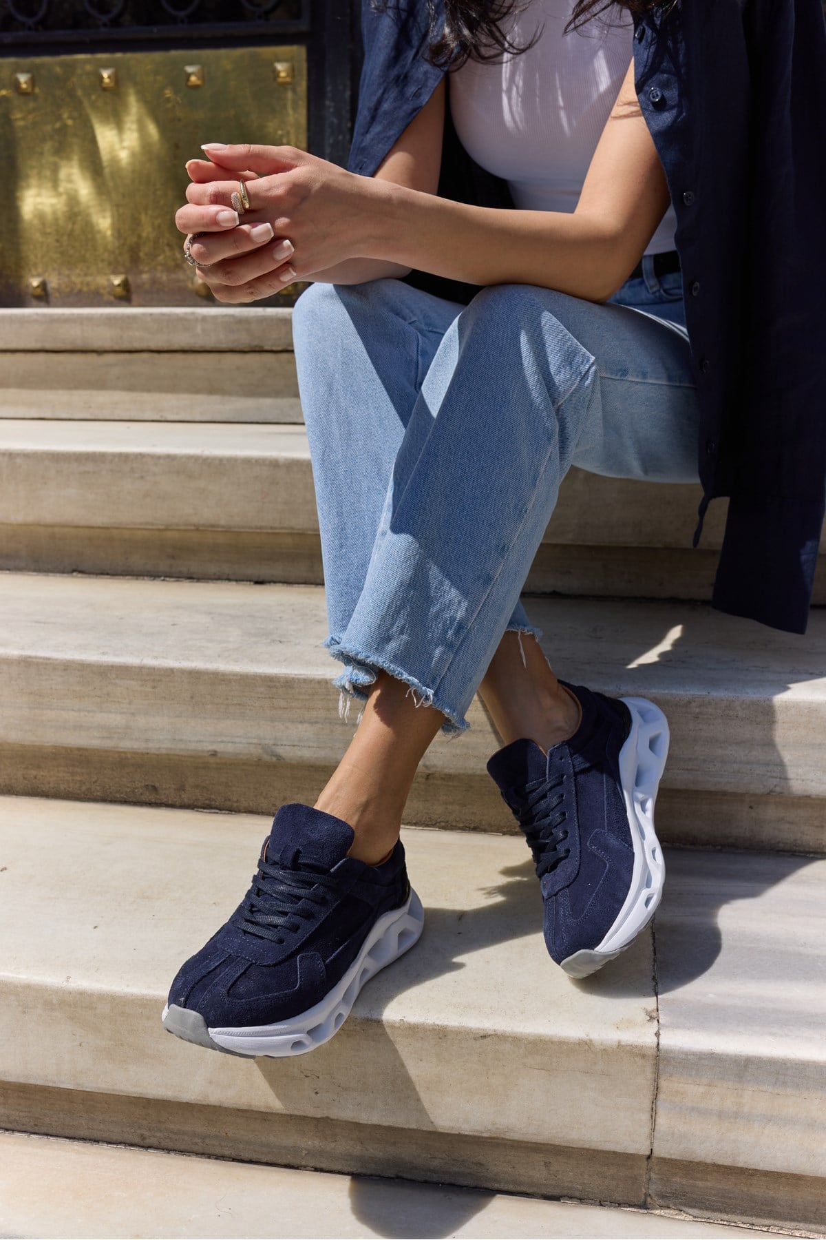 LESTİRO KADİN LACİVERT GERCEK DERİ SÜET BAGCIKLI SNEAKER