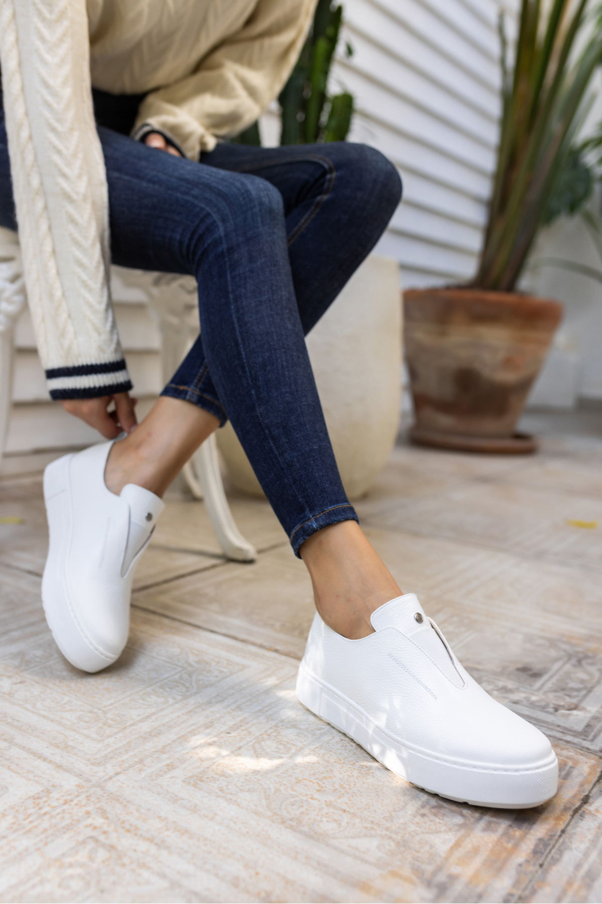 YUSSİ KADİN BEYAZ GERCEK DERİ SNEAKER