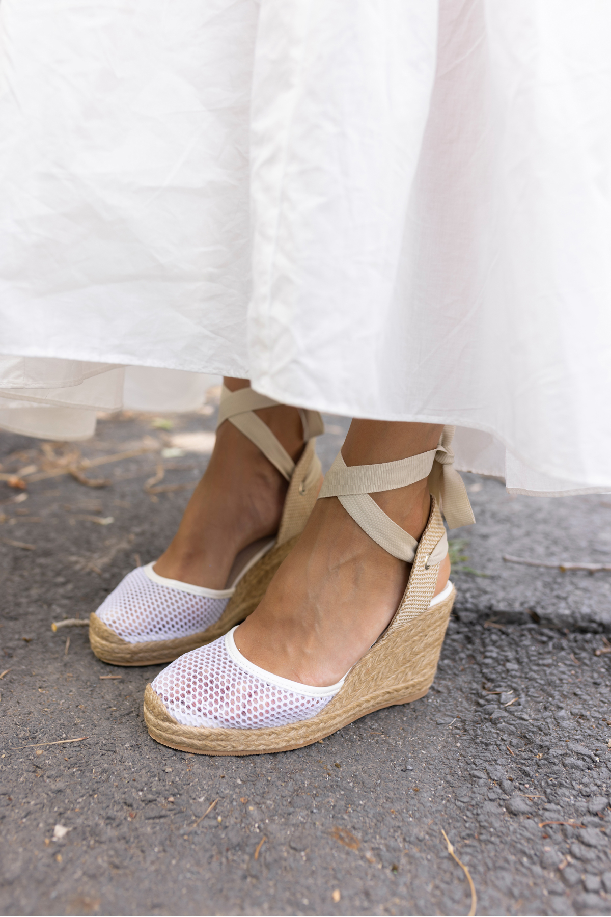 TOMİ KADIN ALTİN FİLE DETAYLİ ESPADRİL SANDALET