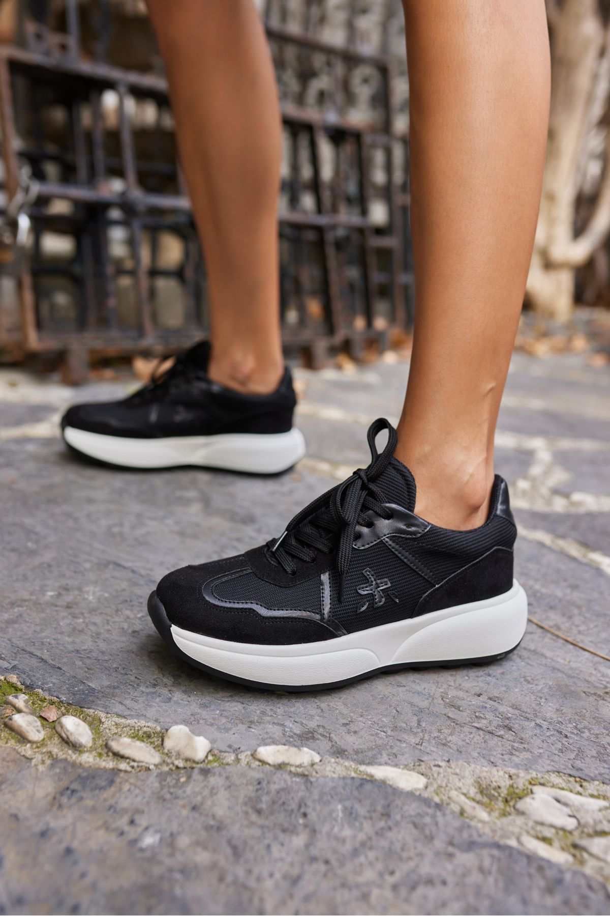 DODORİCO KADİN BEJ BAGCIKLI EVA TABAN SNEAKER