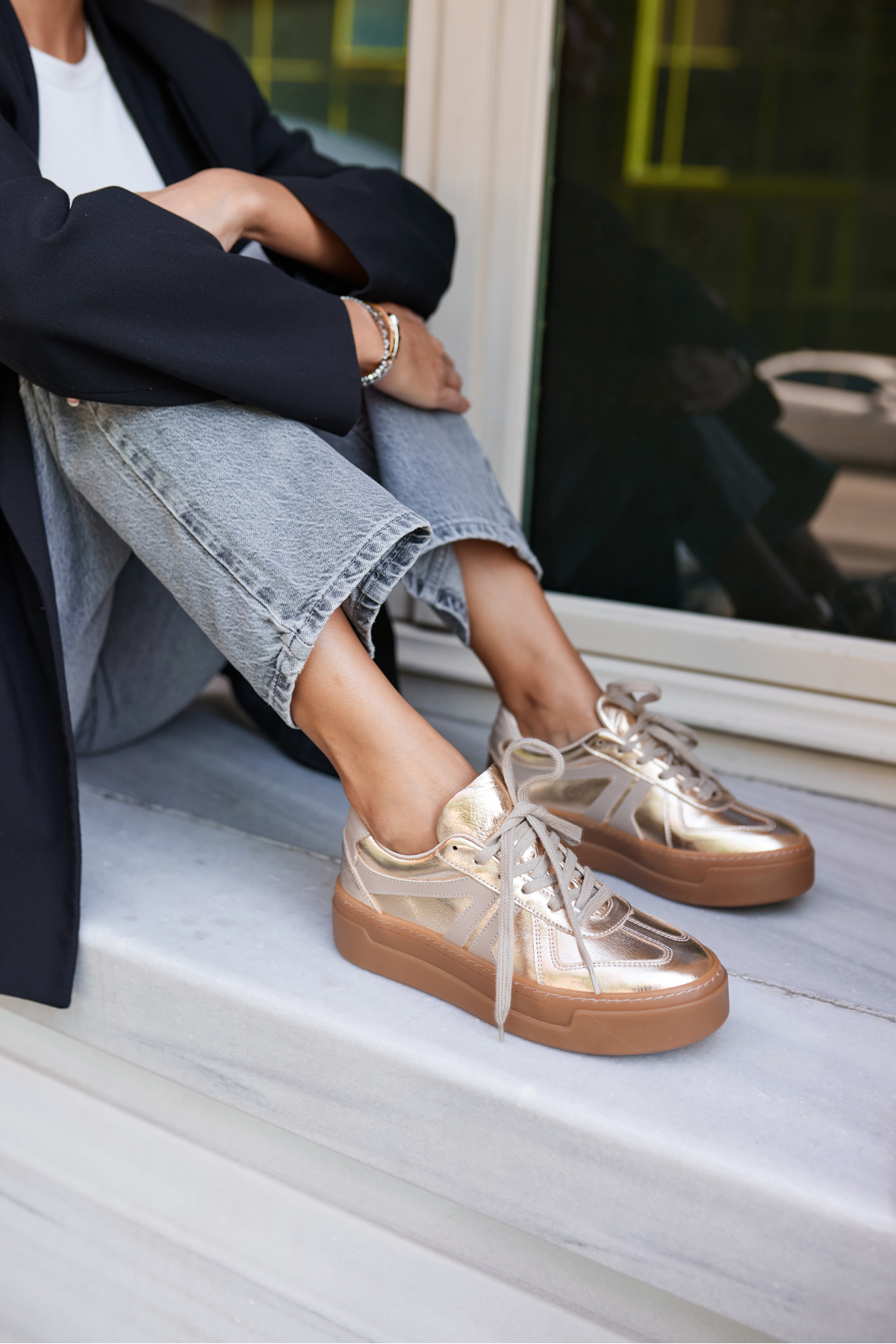 BELLO KADIN SİYAH GERCEK DERİ SNEAKER