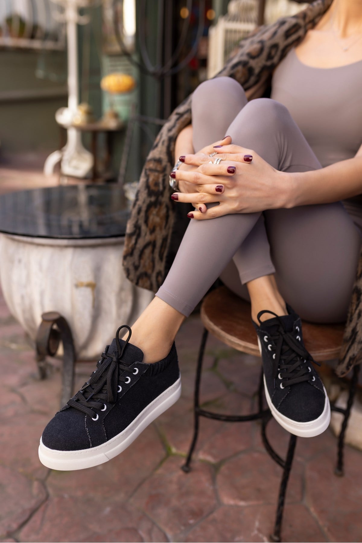 GWEN KADİN SİYAH KETEN LASTİKLİ SNEAKER