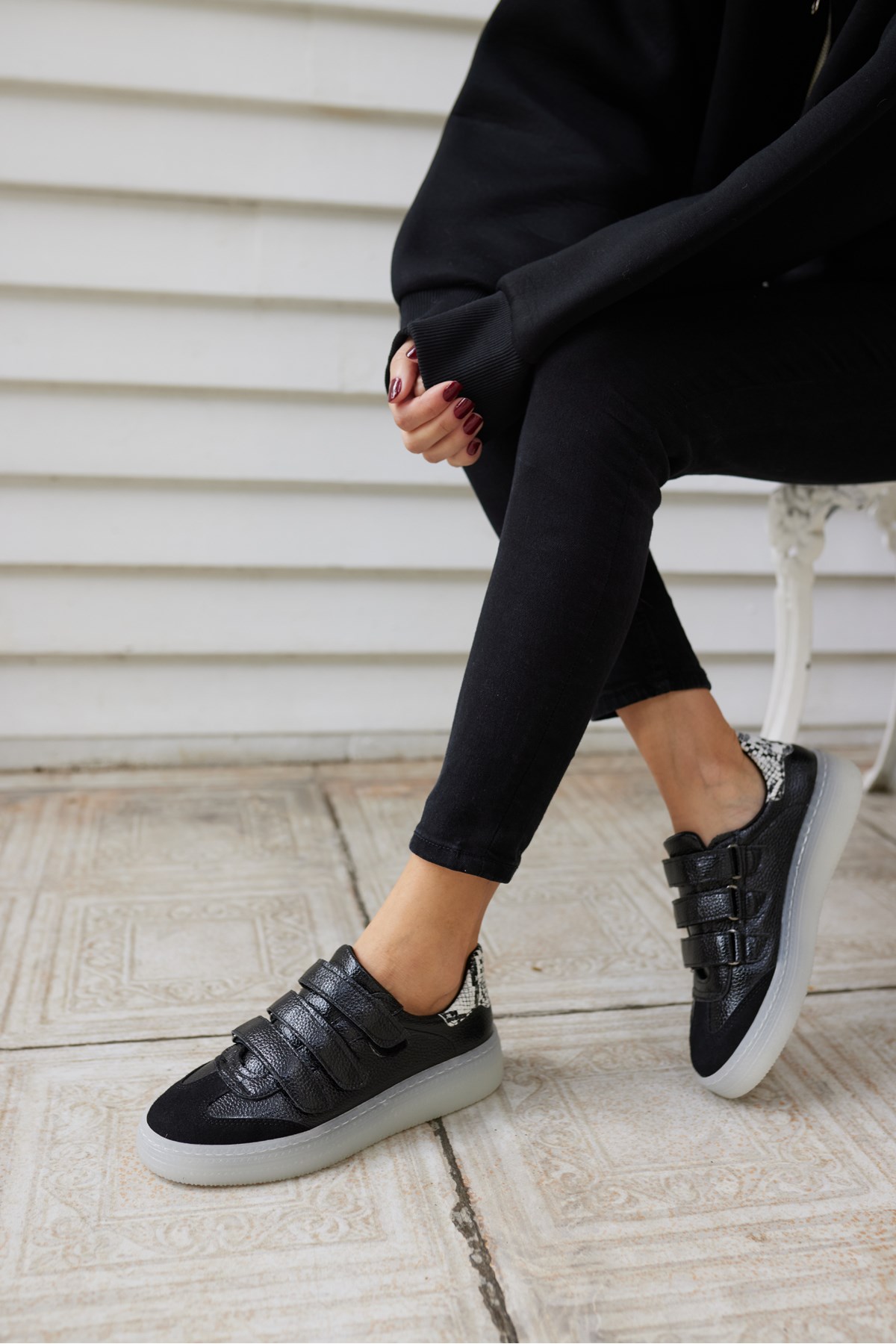 CELSO KADIN SİYAH CİRTLI SNEAKERS