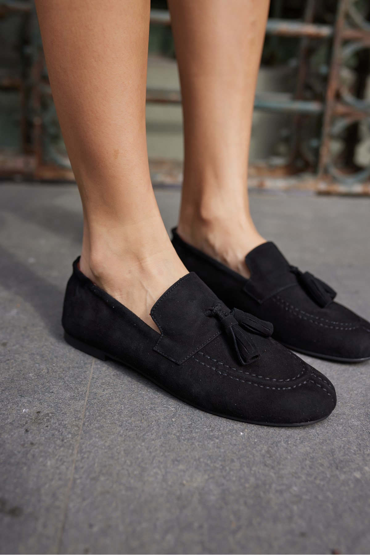 ALBARES KADIN SİYAH GERCEK SUET PUSKULLU LOAFER