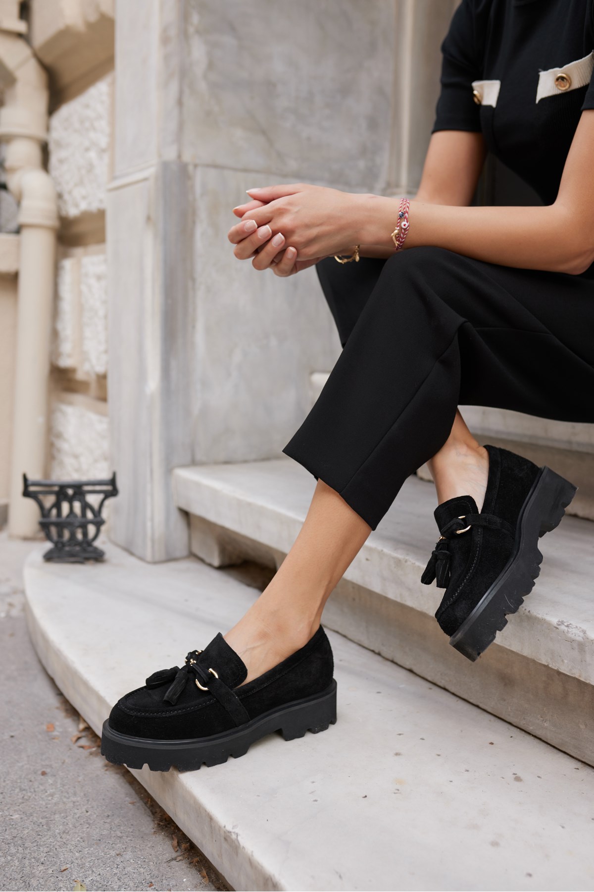 GRAY KADIN SİYAH GERCEK SÜET PUSKULLU EVA TABAN LOAFER AYAKKABİ