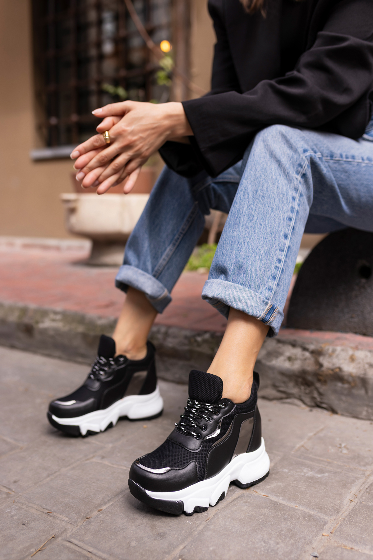 RİPA KADİN SİYAH DOLGU TOPUK SNEAKER
