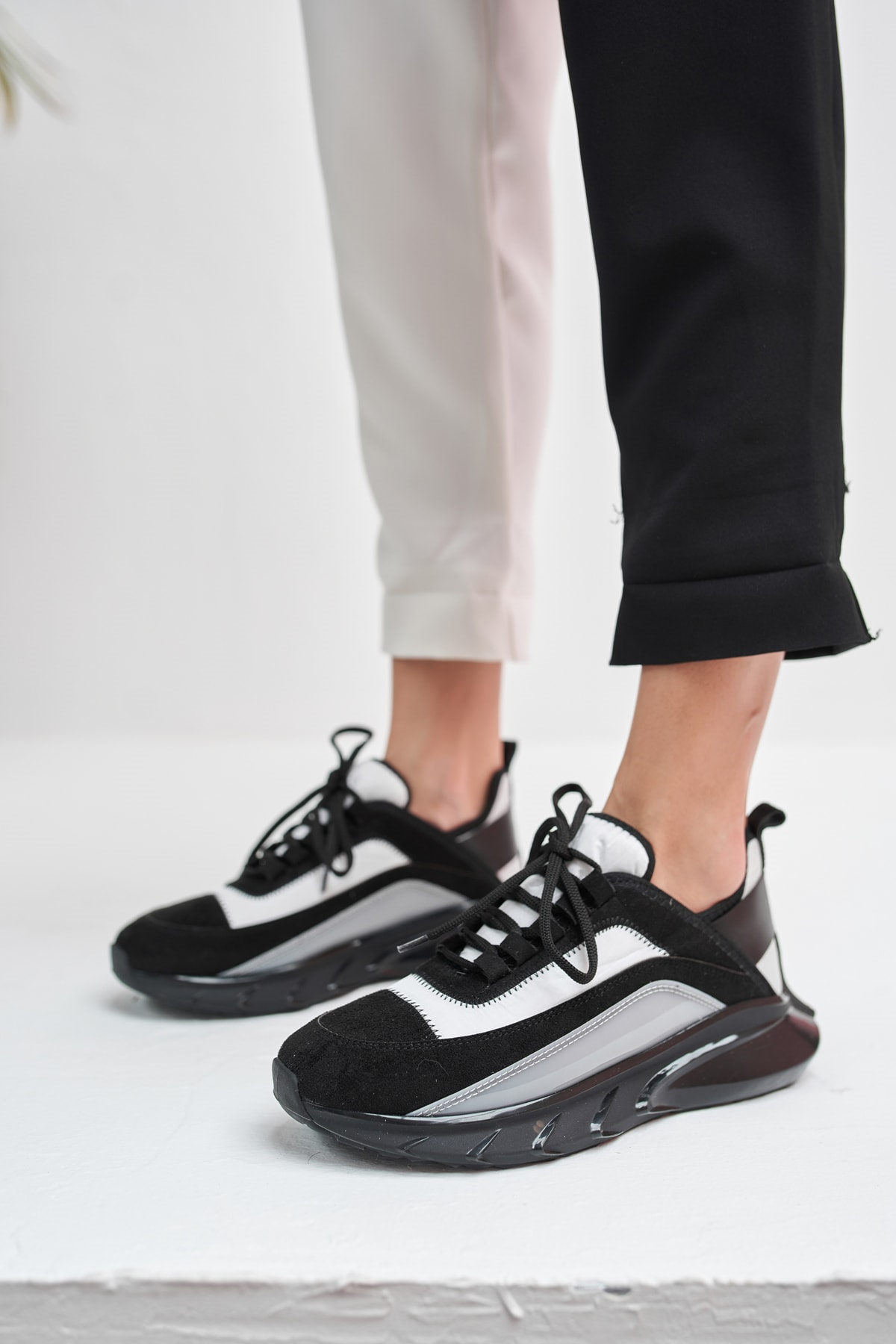 Marla Kadin Siyah Beyaz Detay Airtaban Sneakers