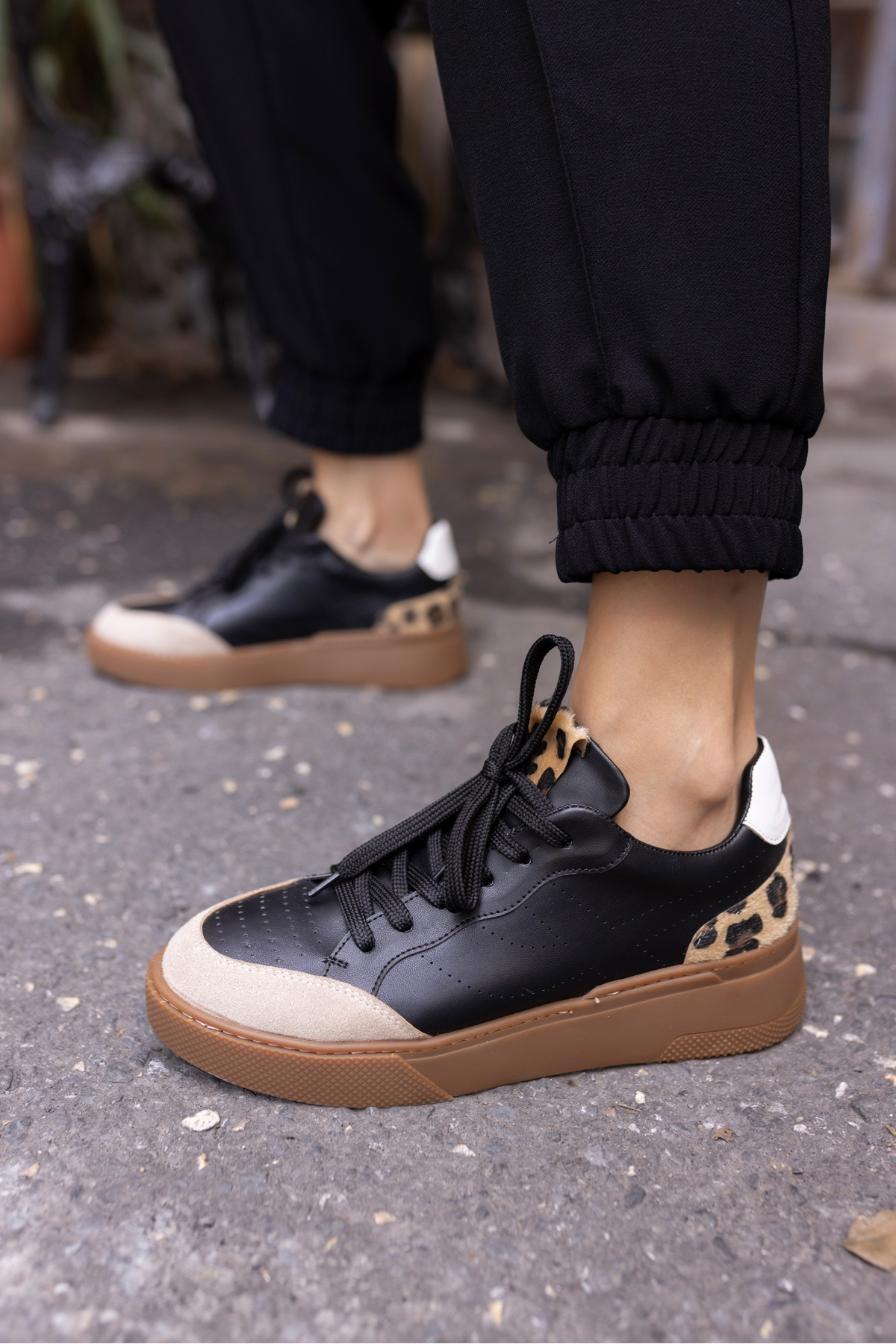 GORDON KADİN SİYAH LEOPAR GARNİLİ SNEAKER