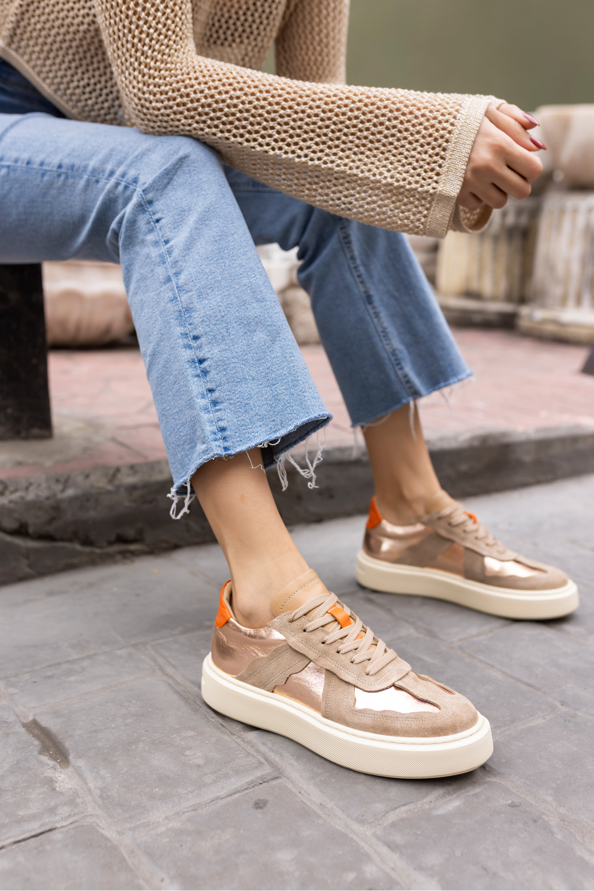 BLOOM KADİN TUTUN SUET ROSE GARNILI GERCEK DERİ EVA TABAN SNEAKER
