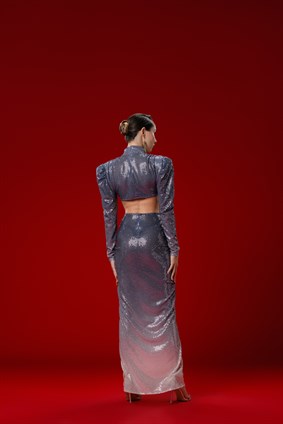 GiraDegrade Pullu Cut Out Detaylı Midi Elbise