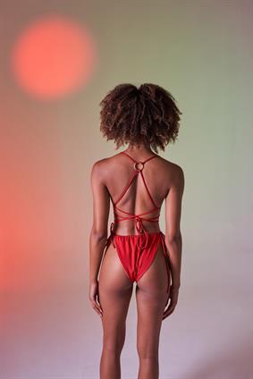 Holly LollyBağcıklı U Kesim Brezilya Model Slim Delphi Bikini Altı Kırmızı