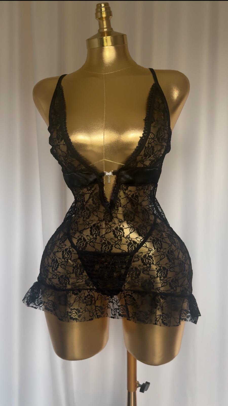 Eylül Siyah Fantezi Gecelik Tanga 