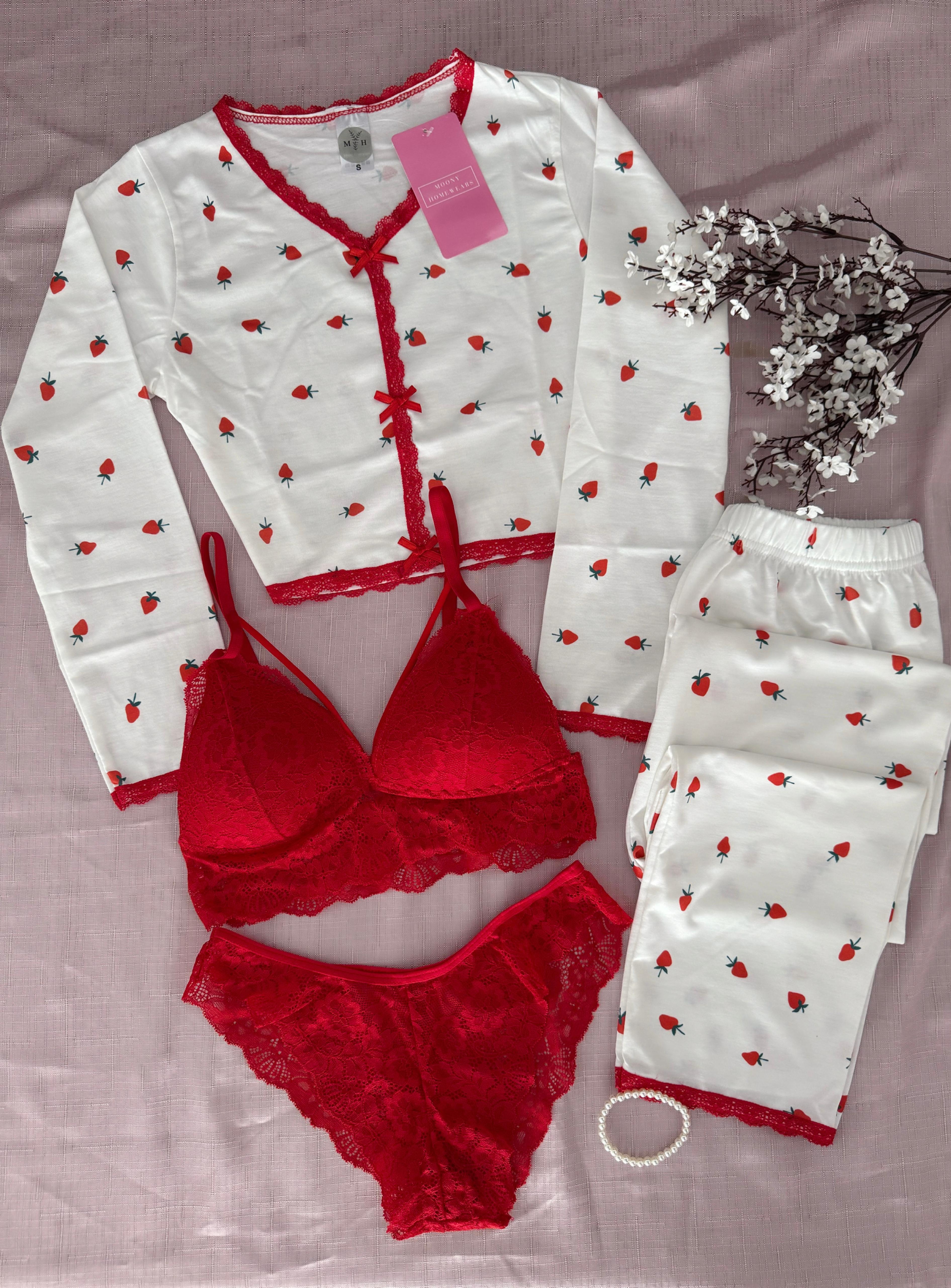 Liverpool Çilek Pijama Takımı