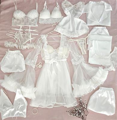 Kutulu Ultra Lüks Kar Beyazı Çeyiz Seti