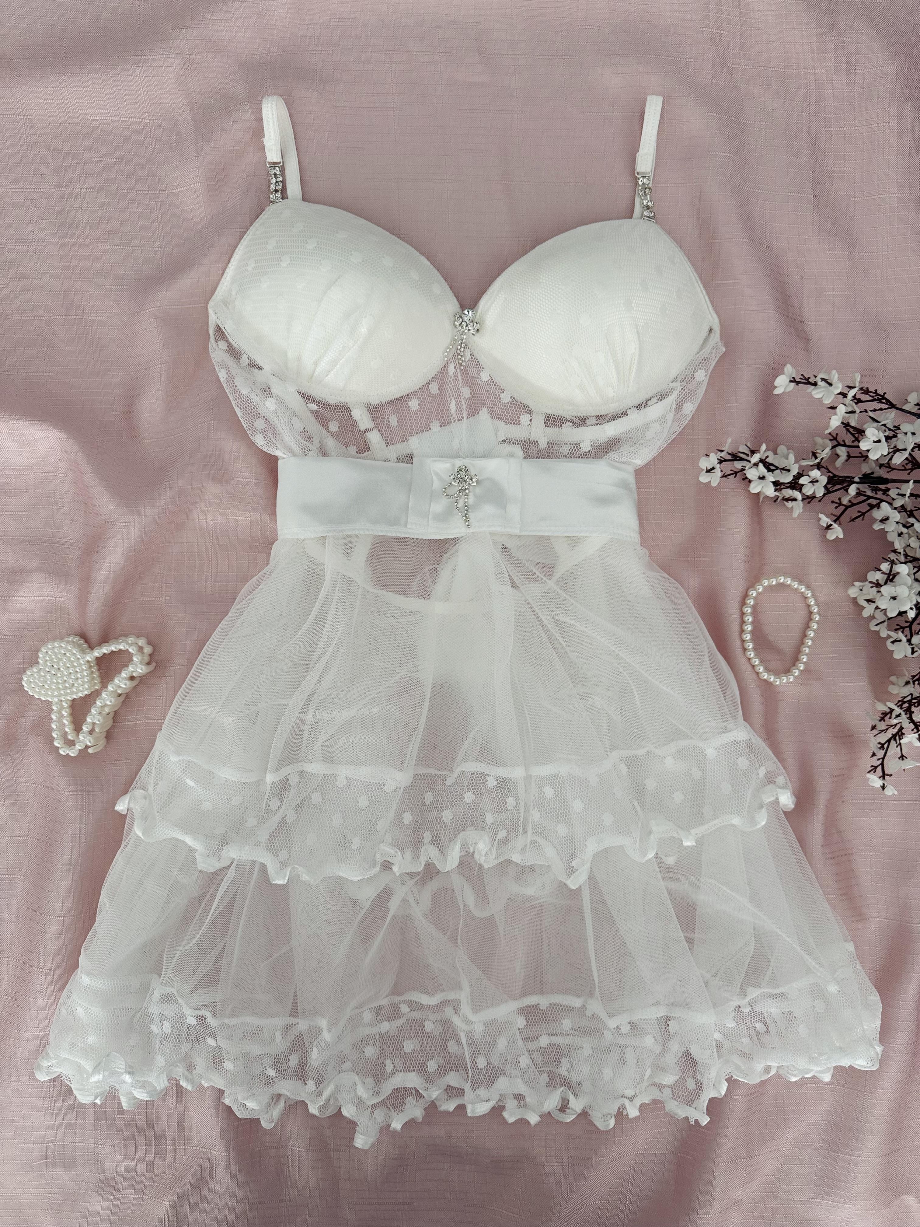 Kutulu Aylin Beyaz Destekli Gecelik