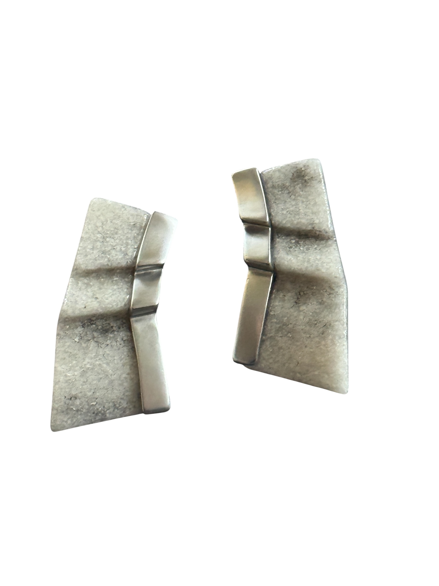 Taşlı Dizayn Küpe