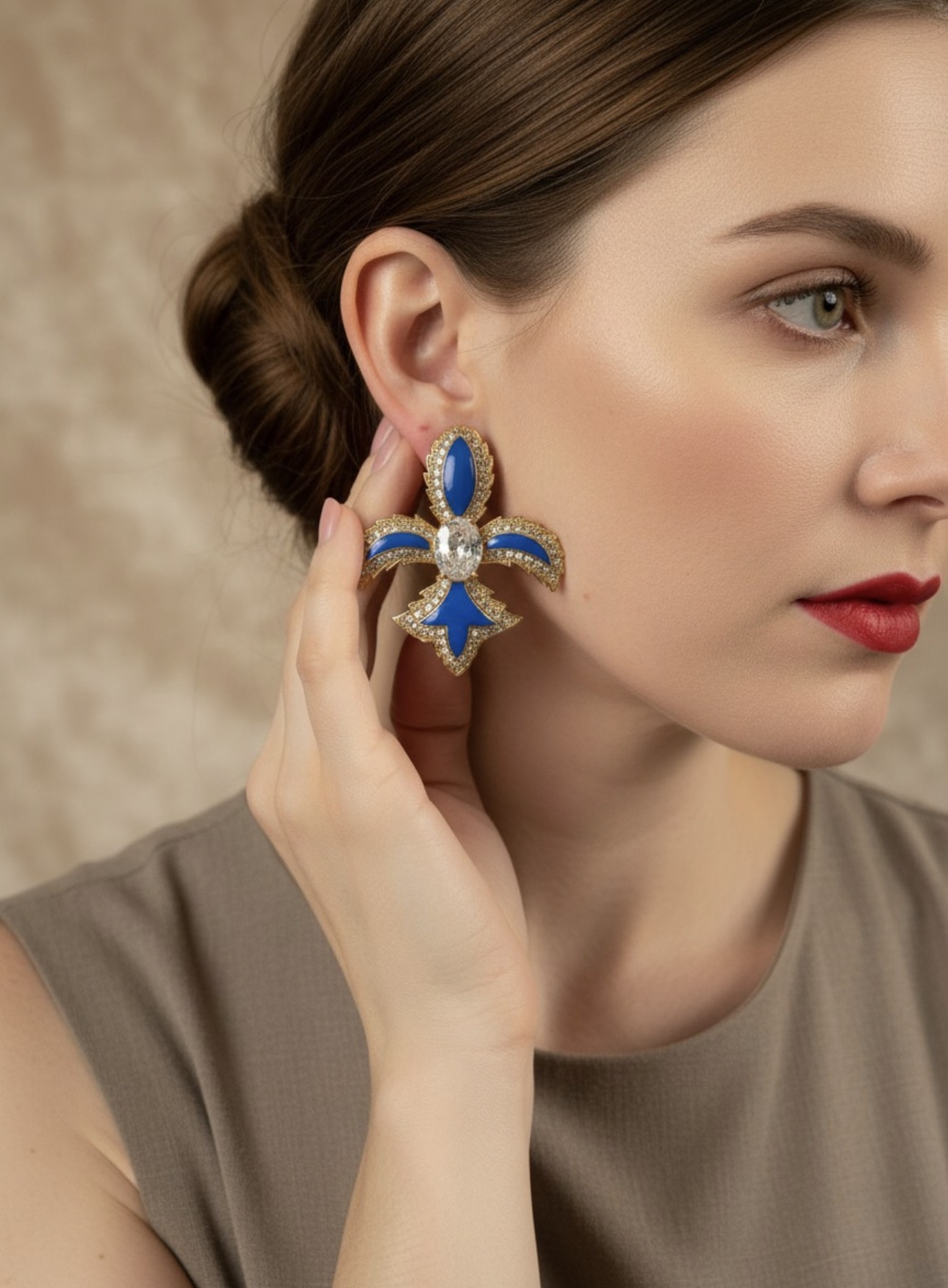 Zambak Çiçeği Küpe