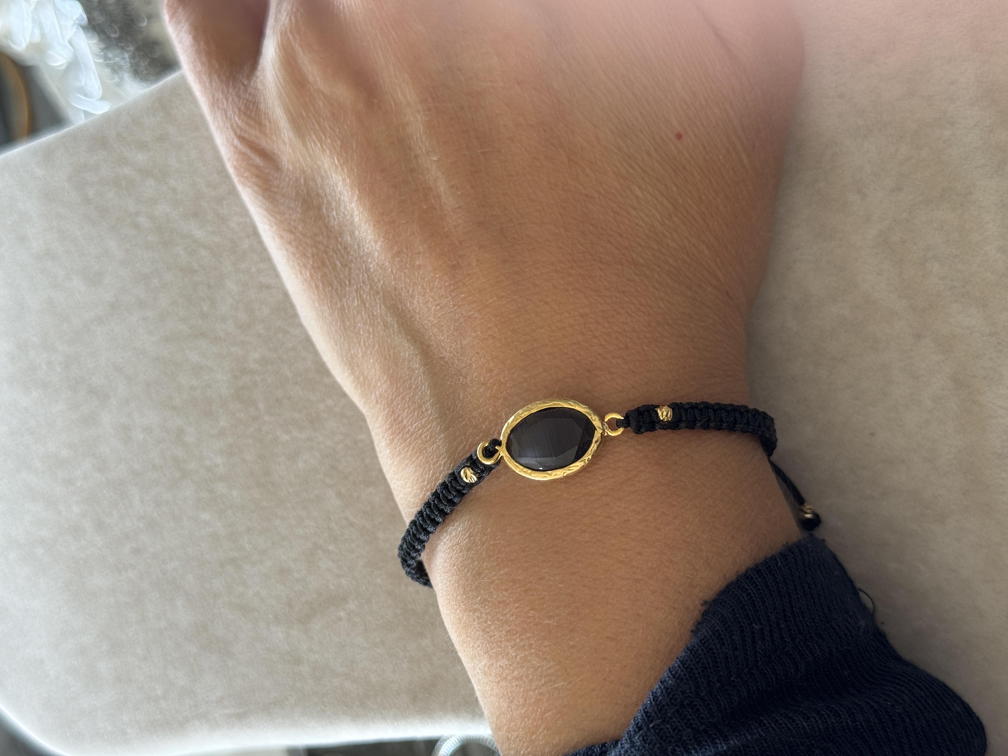 Kedigözü Taşlı Bileklik