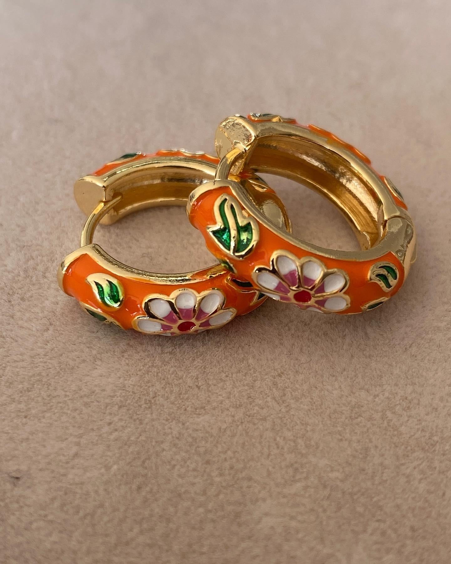 Mineli Çiçek Küpe 