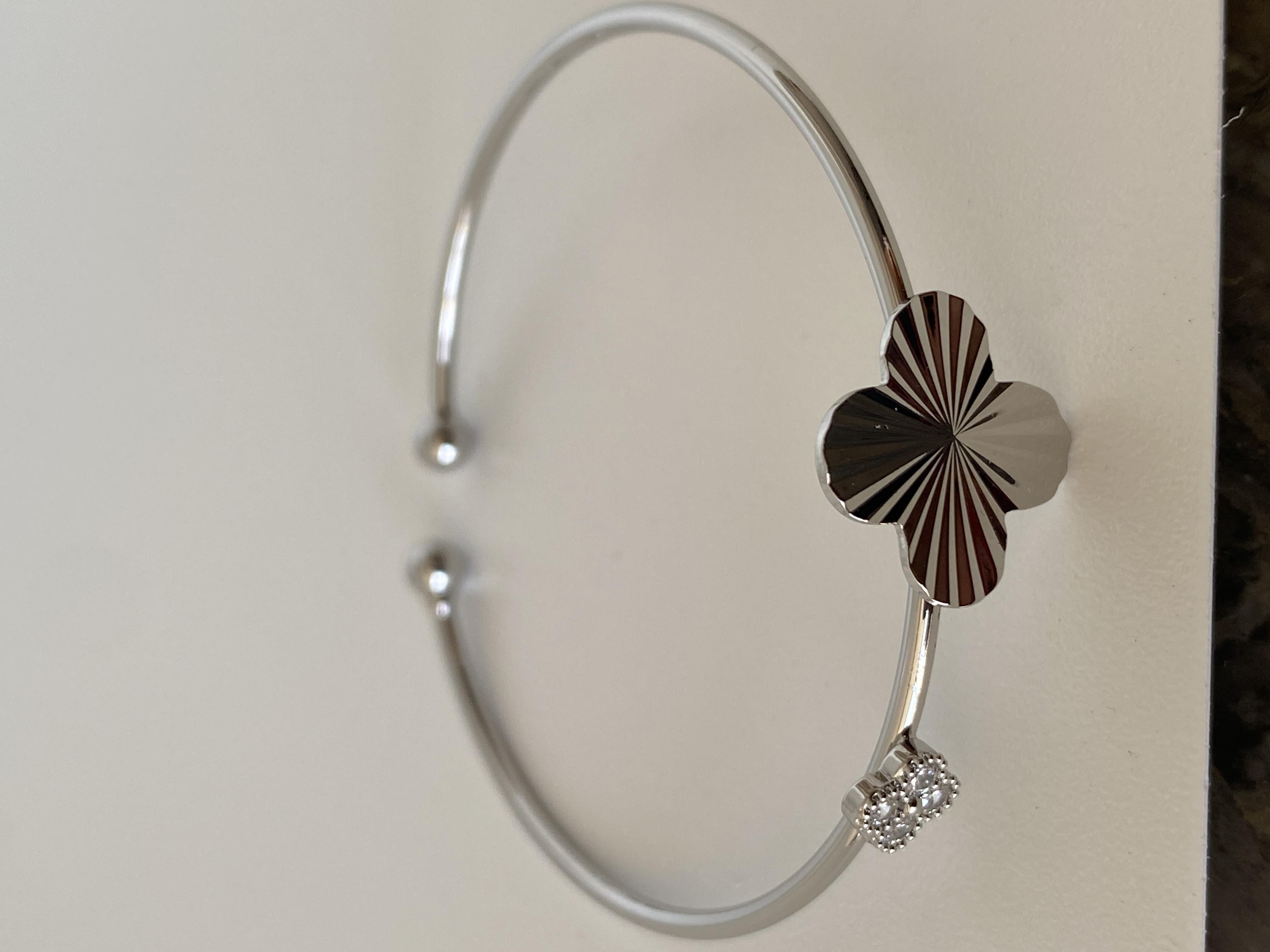 Yonca Kelepçe Bileklik