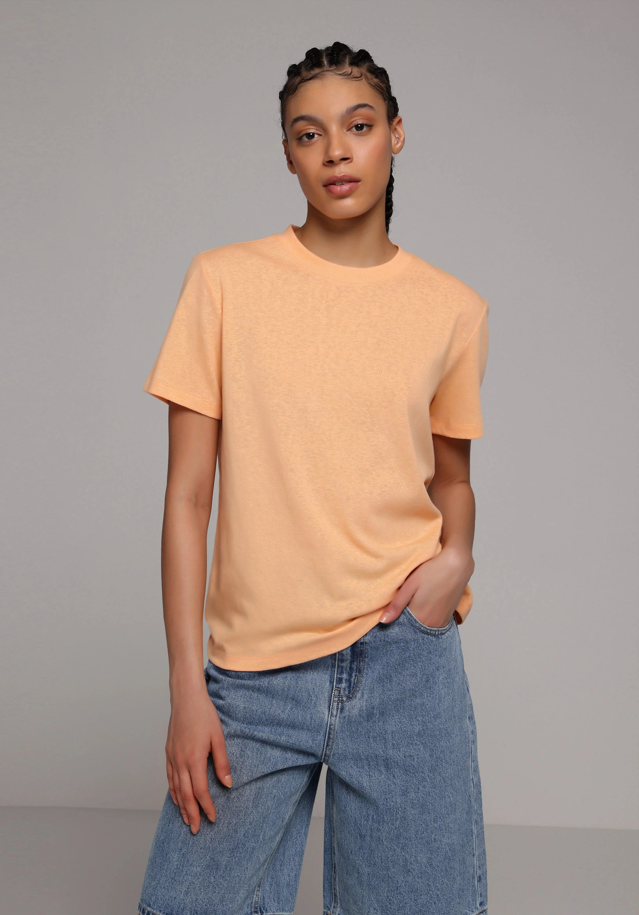 ÖRME KADIN KISA KOL T-SHIRT Regular Fit
