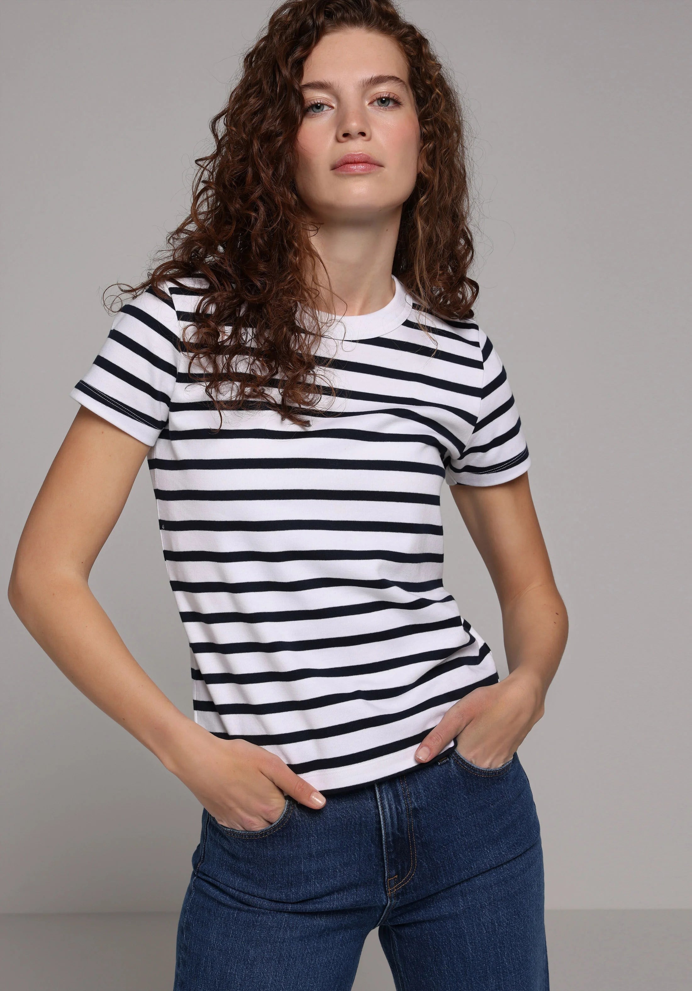 ÖRME KADIN KISA KOL T-SHIRT Slim Fit