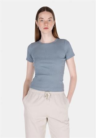 ÖRME KADIN KISA KOL T-SHIRT Slim Fit