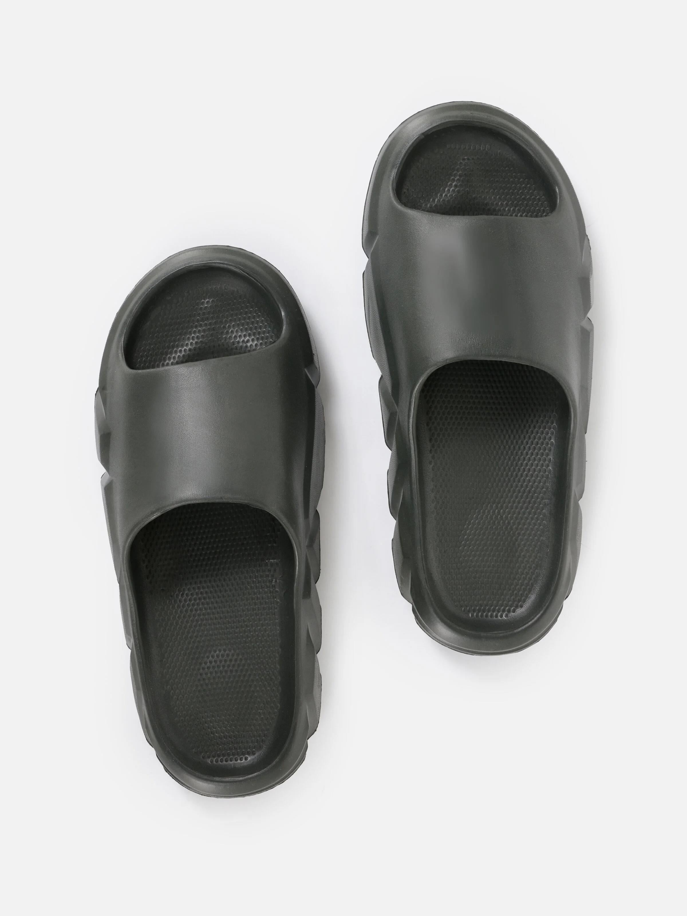 AKSESUAR ERKEK TERLIK Modern Fit