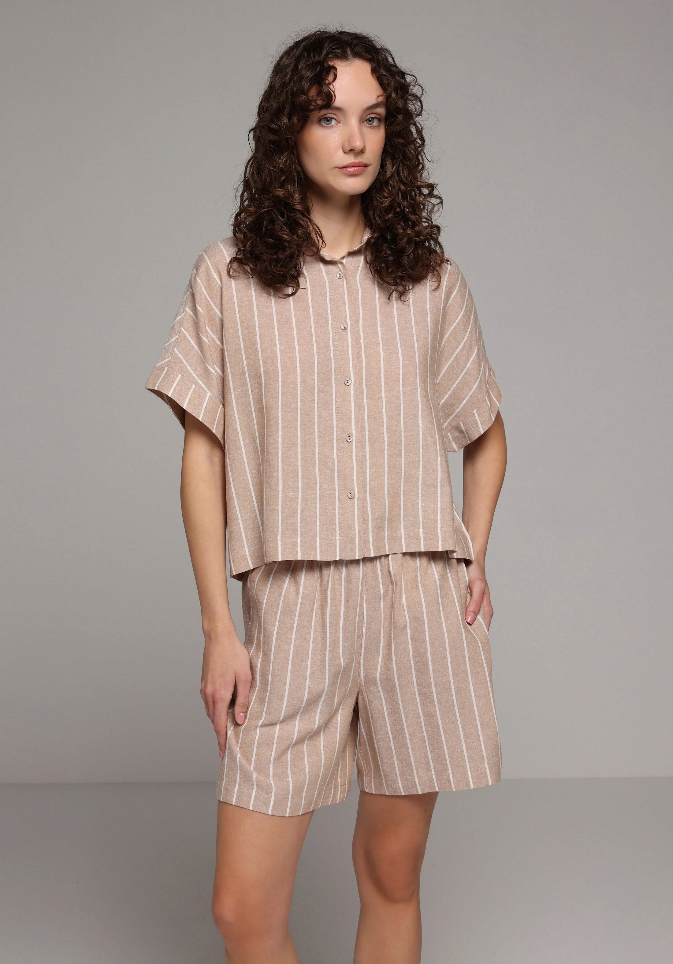 DOKUMA ALT KADIN ŞORT Regular Fit