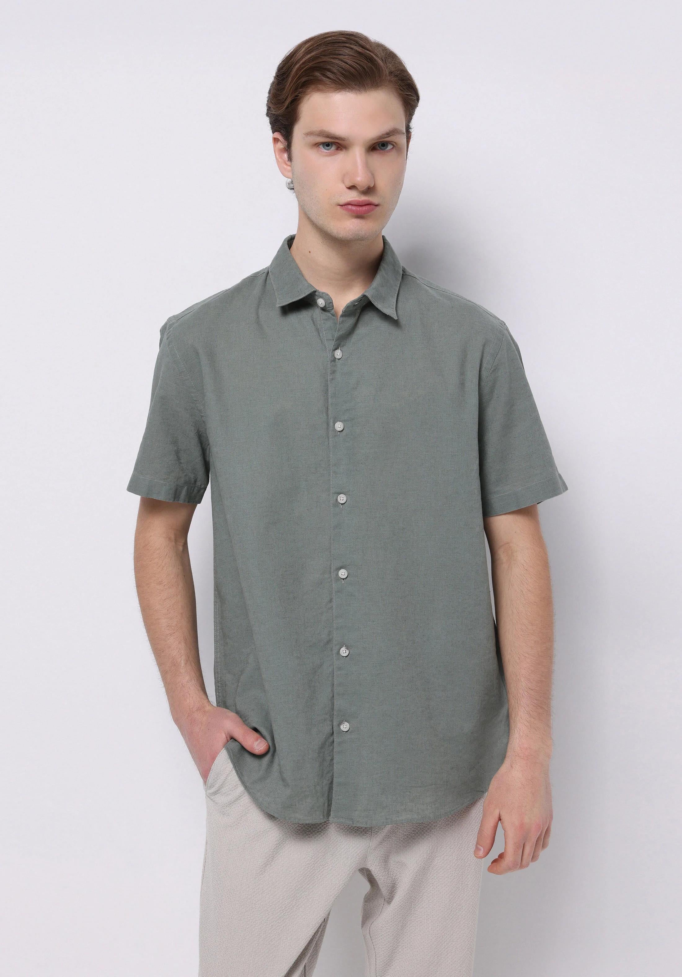 DOKUMA ÜST ERKEK KISA KOL GÖMLEK Regular Fit