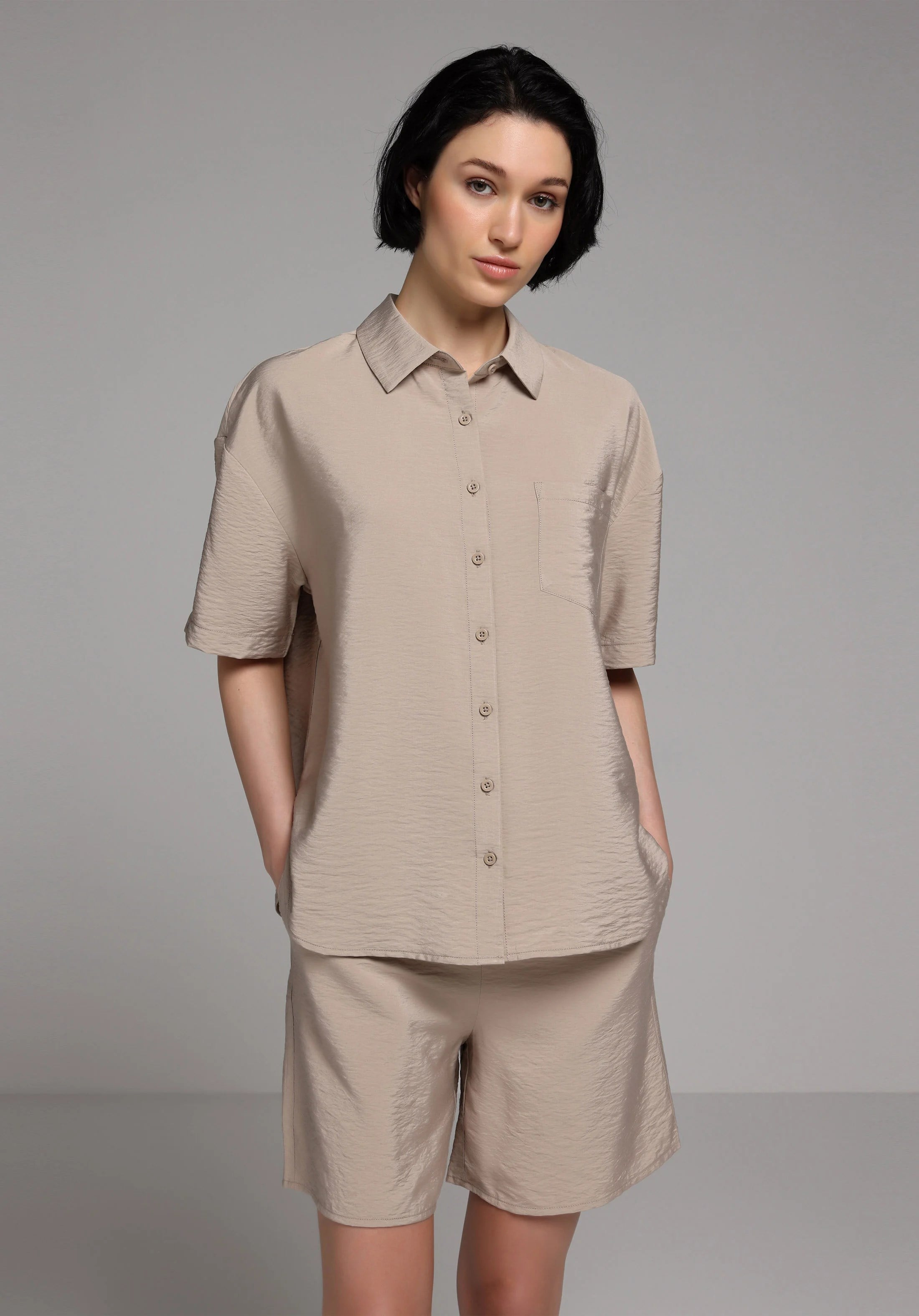 DOKUMA ÜST KADIN KISA KOL GÖMLEK Fashion Fit