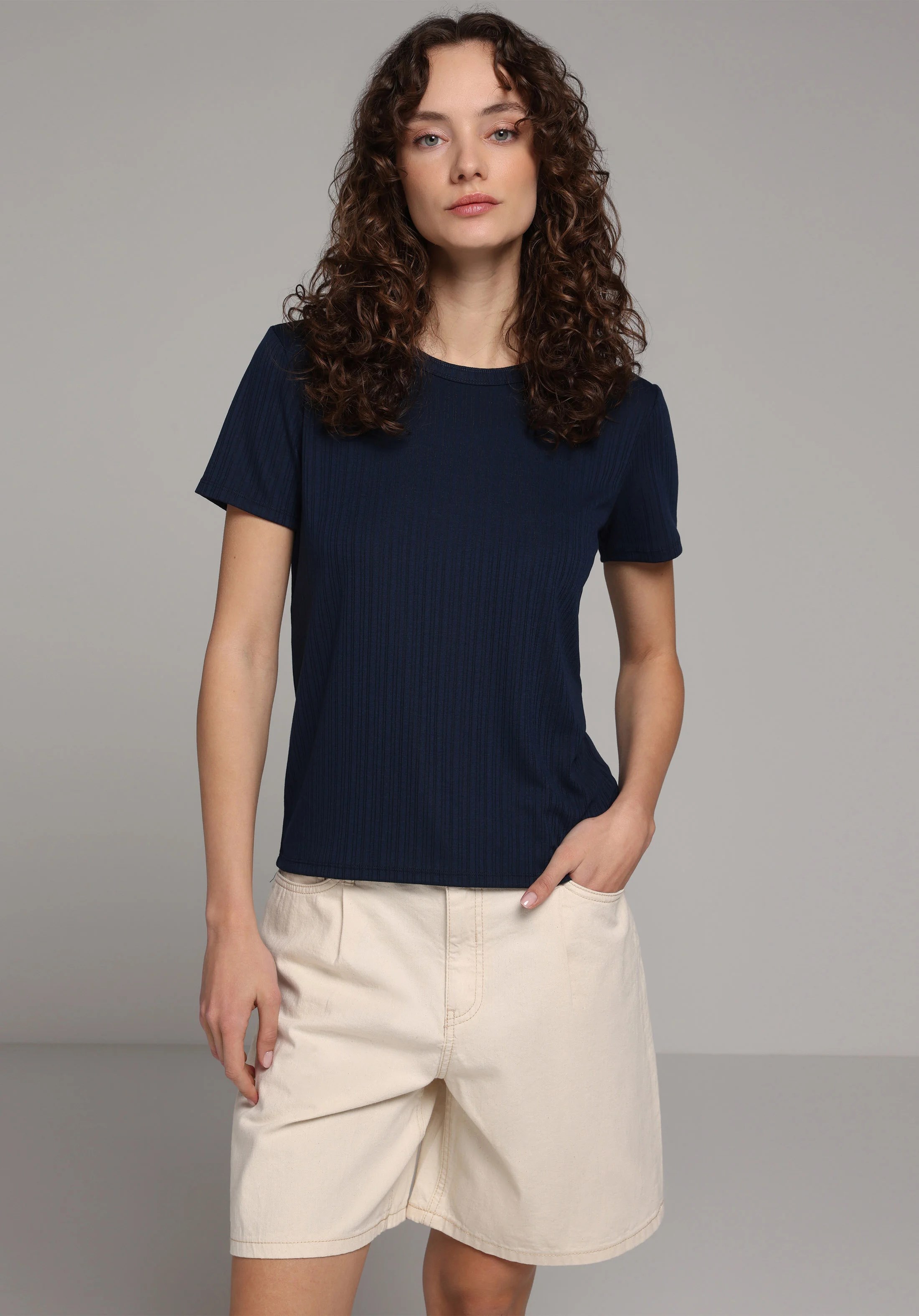 ÖRME KADIN KISA KOL T-SHIRT Regular Fit