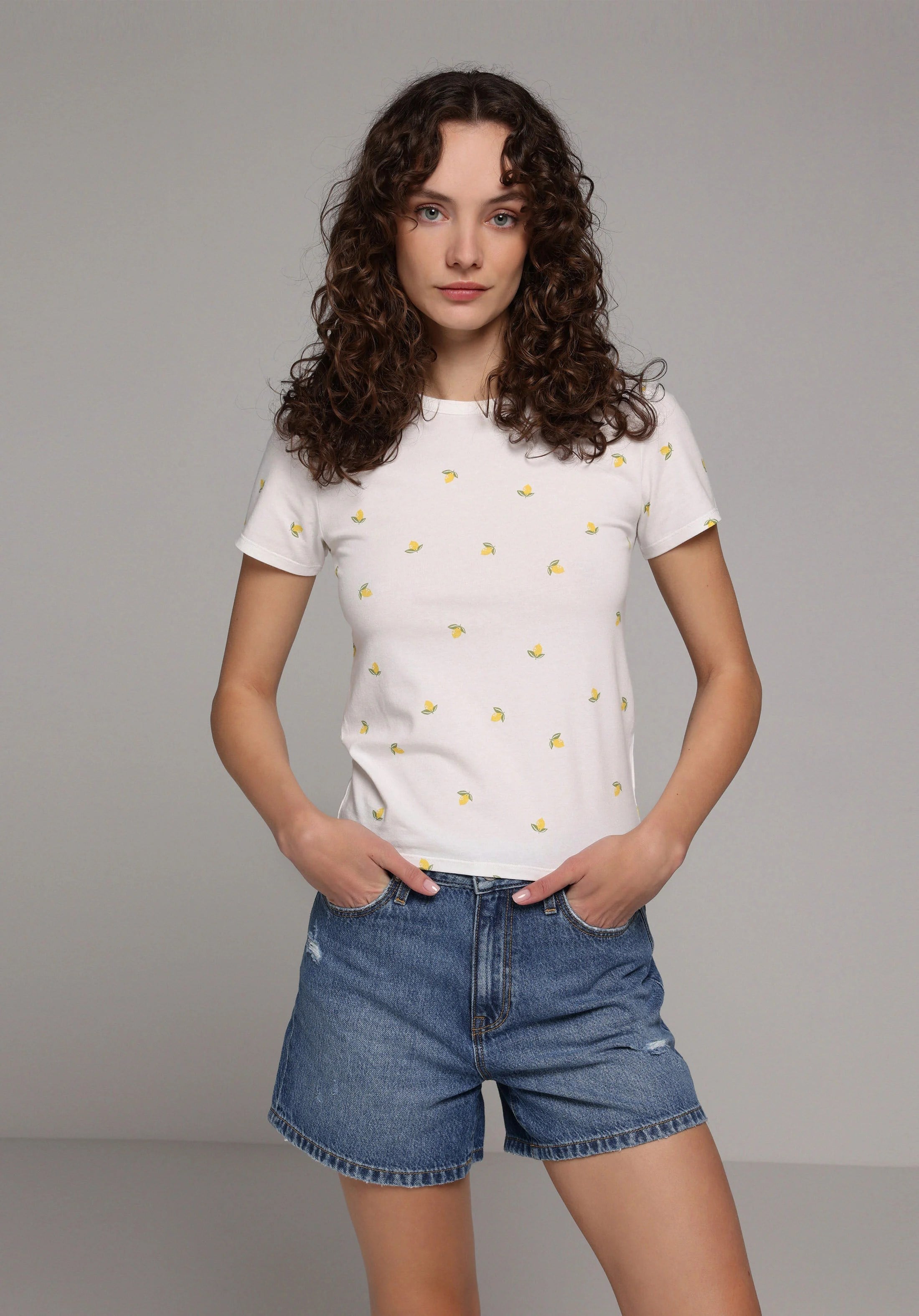 ÖRME KADIN KISA KOL T-SHIRT Slim Fit