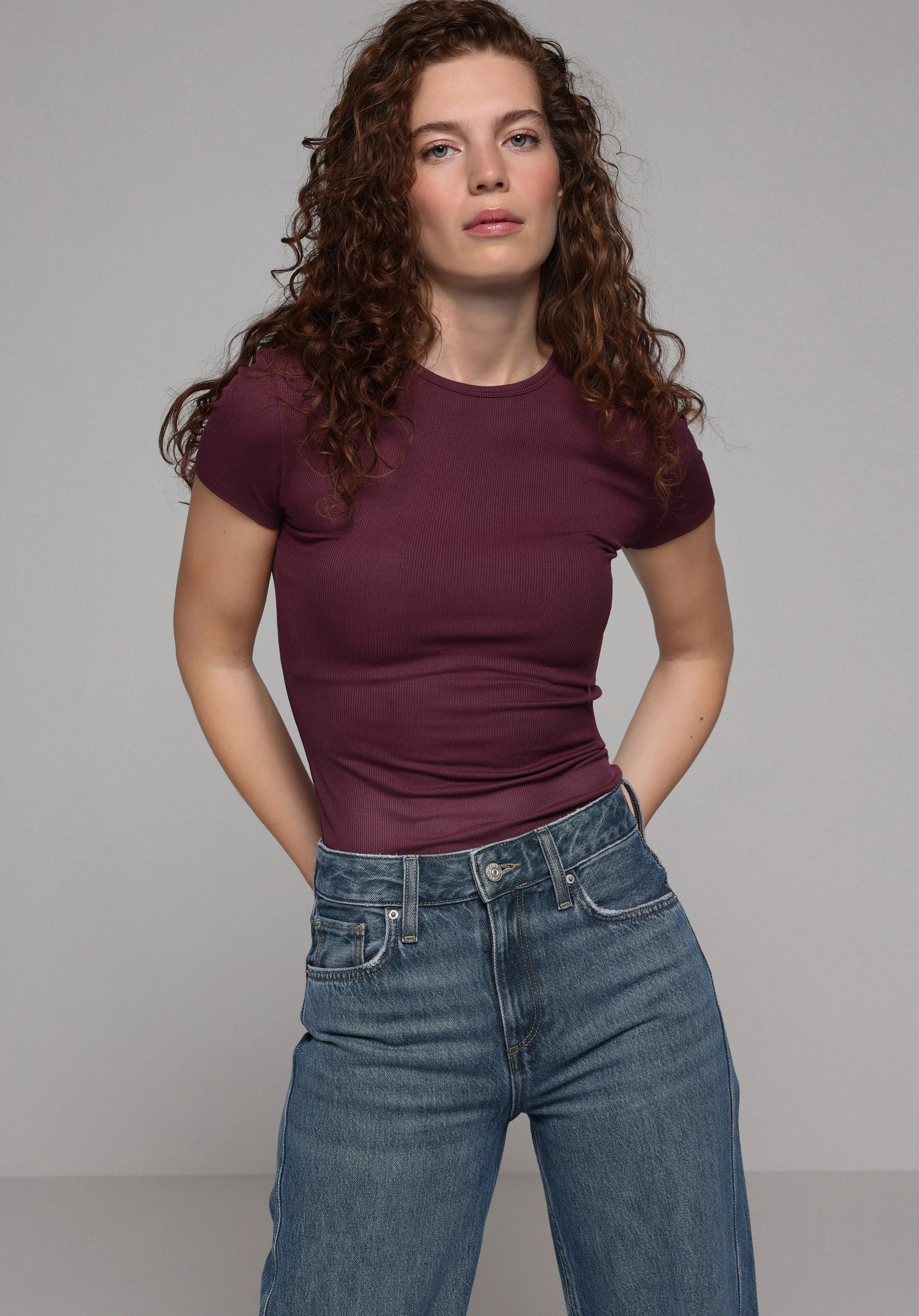 ÖRME KADIN KISA KOL T-SHIRT Slim Fit