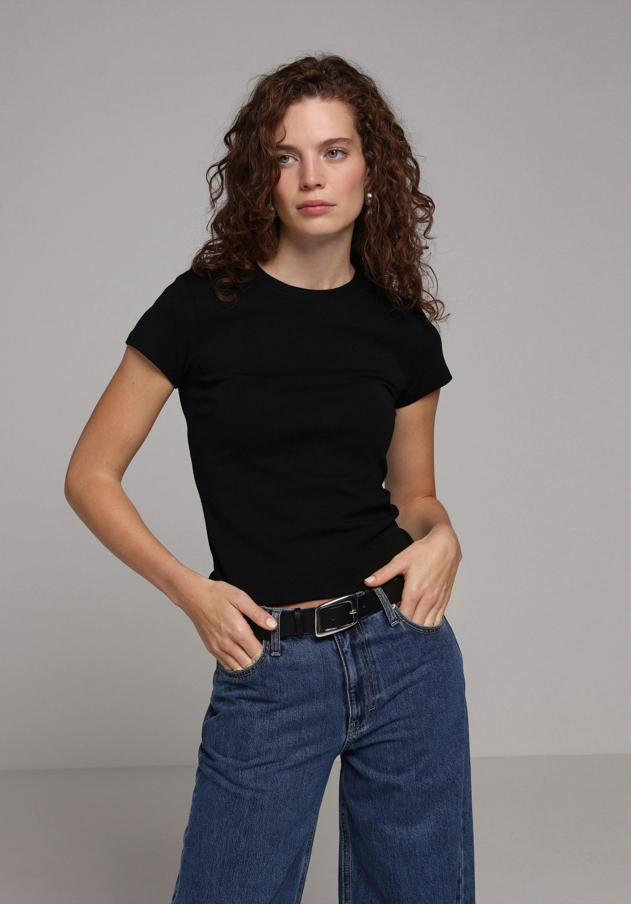 ÖRME KADIN KISA KOL T-SHIRT Slim Fit