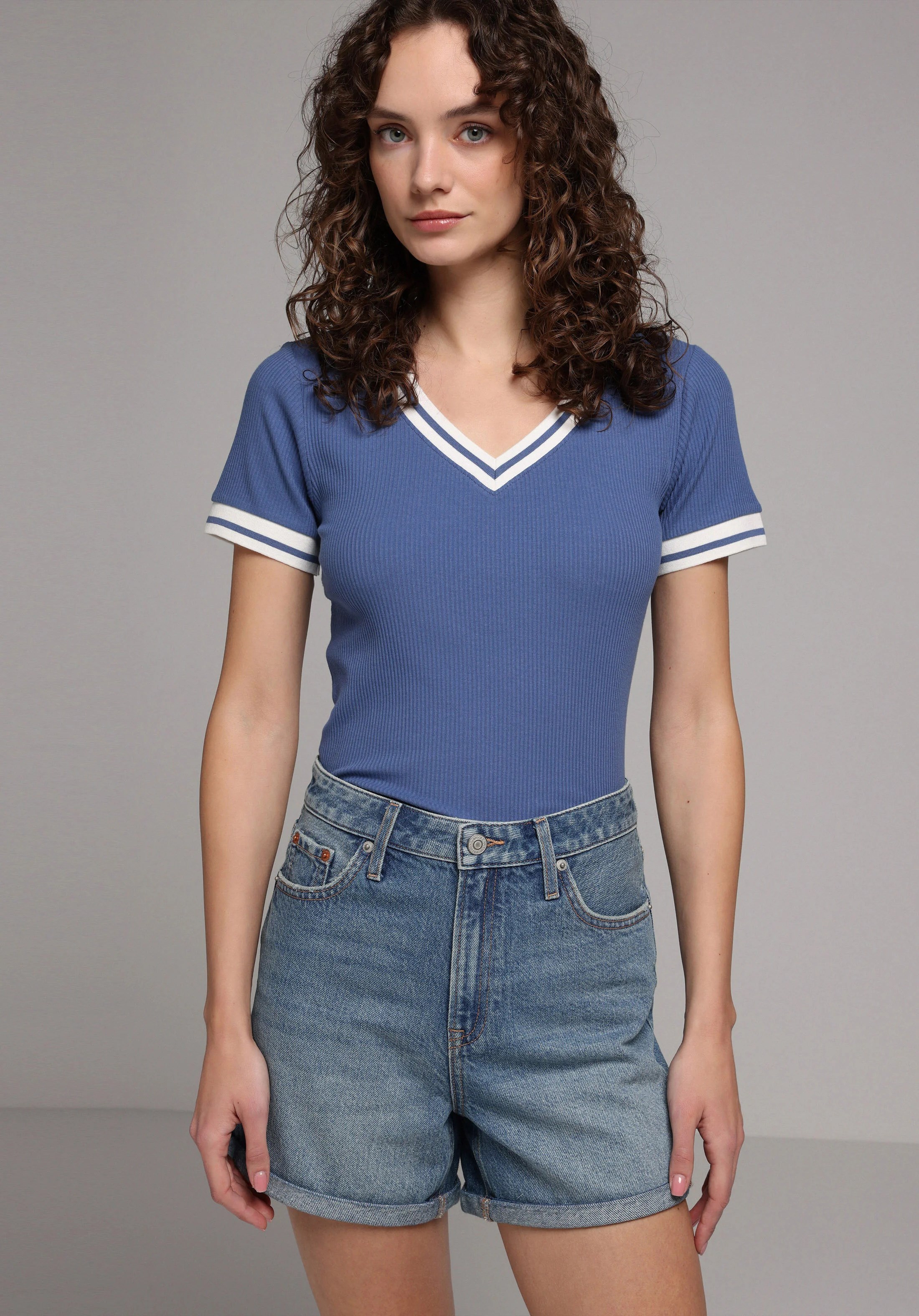 ÖRME KADIN KISA KOL T-SHIRT Slim Fit