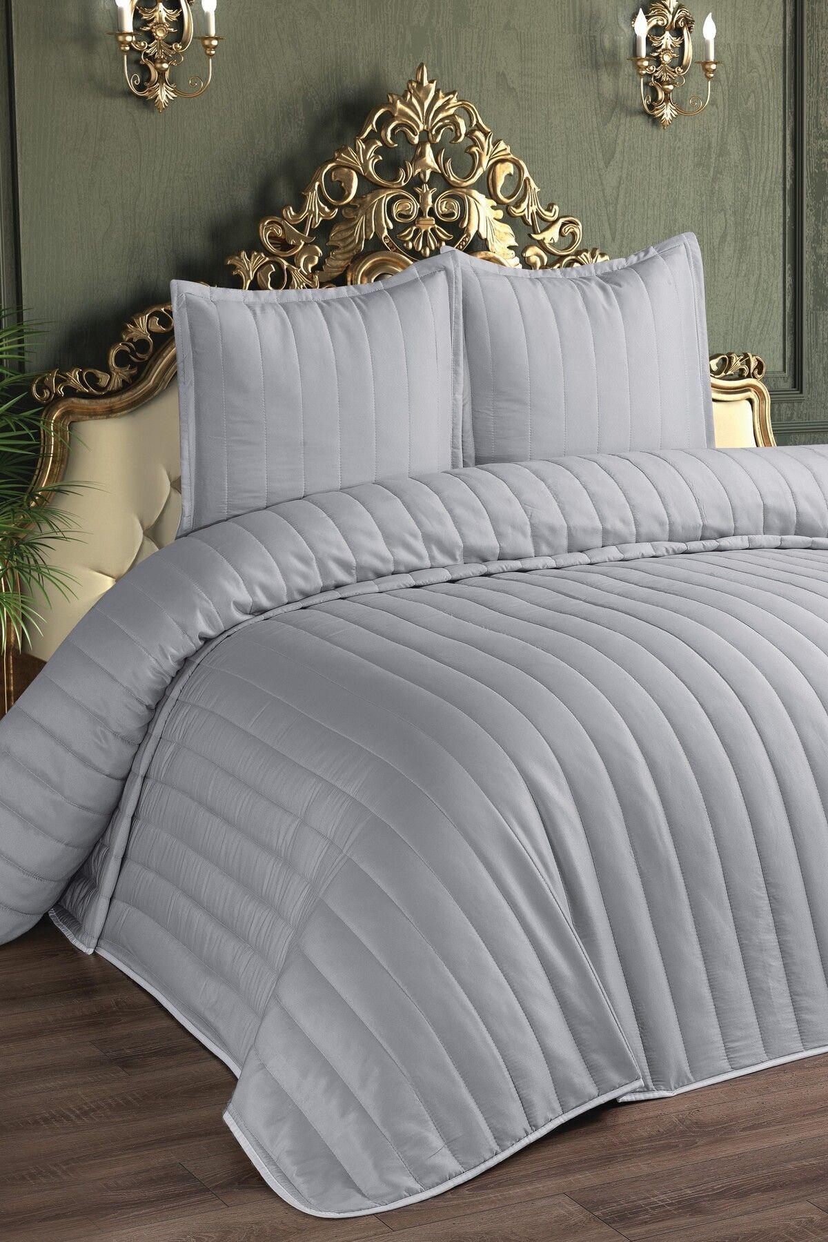 Suya Ve Lekeye Dayanıklı Çift Taraflı Kullanılabilir Mikrofiber Çift Kişilik Yatak Örtüsü Seti