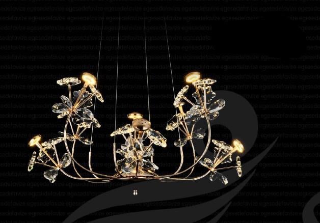 Kristal Avize Eskitme Kaplama Çiçek Detaylı Kristal Avize Eskitme Kaplama Çiçek Detaylı Kristal Avize