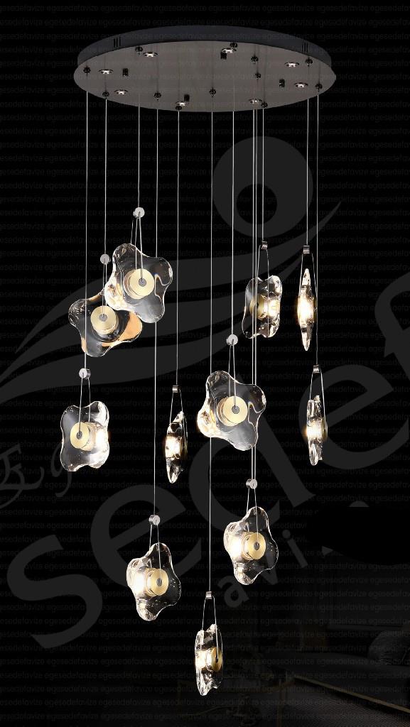 Kristal Avize Galeri Boşluğu Eskitme Gold Kristal Avize  Galeri Boşluğu Eskitme Gold Kristal Avize 
