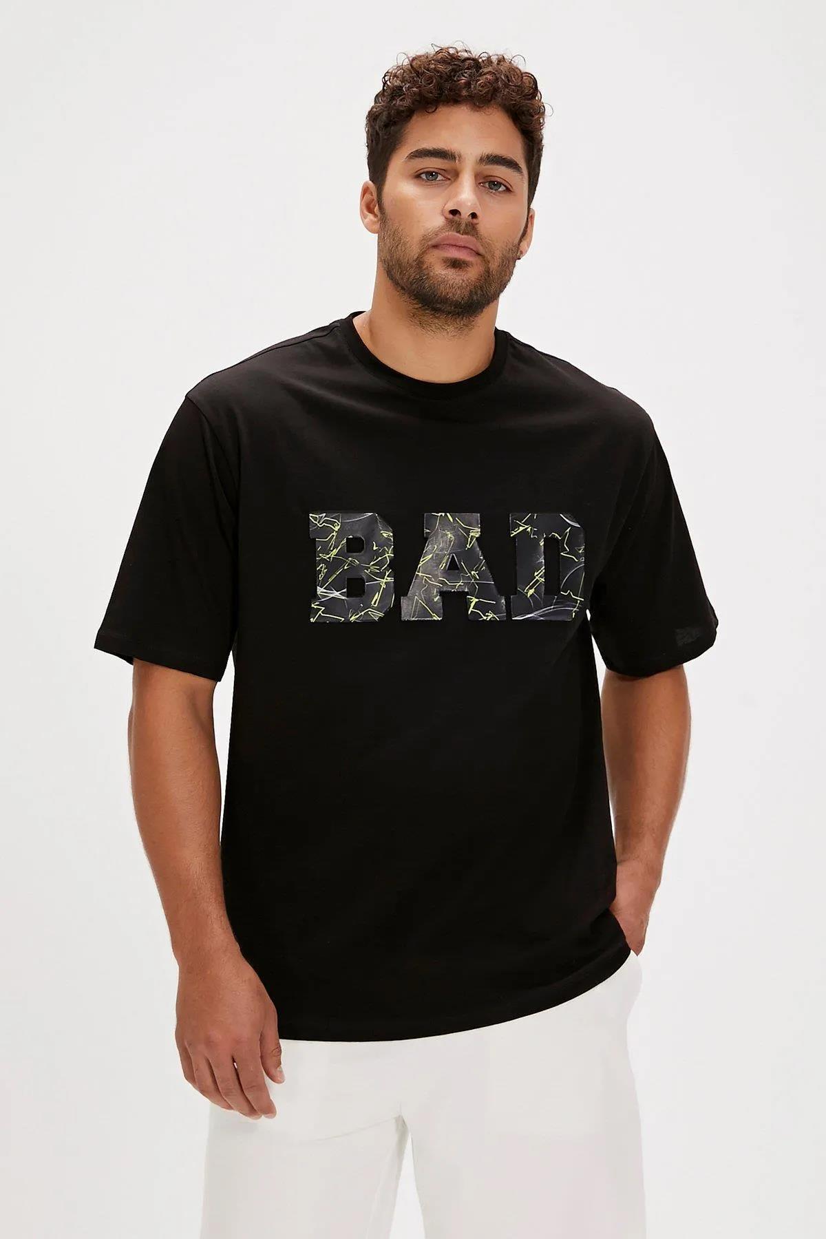 ERKEK BASKILI BİSİKLET YAKA T-SHIRT