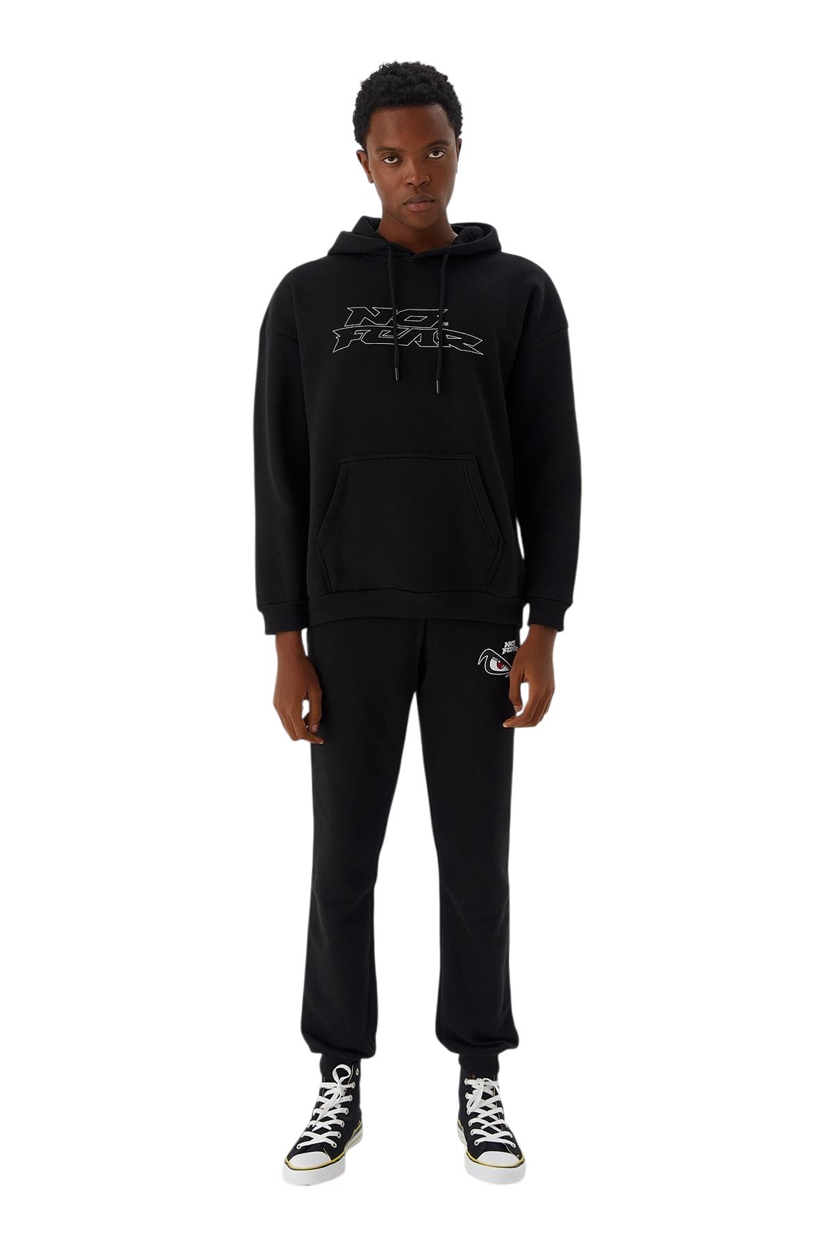 SWEAT SHIRT
