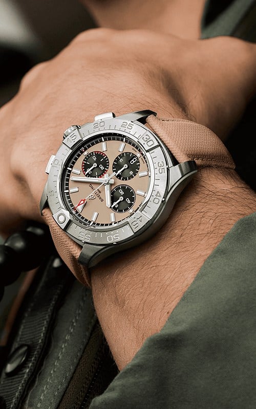 Breitling AB0147101A1X1 Avenger Erkek Kol Saati